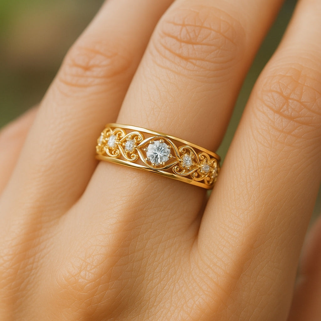 ANILLO VALENTINO COSTA ENTRELAZADO DORADO CON CIRCONITA CENTRAL