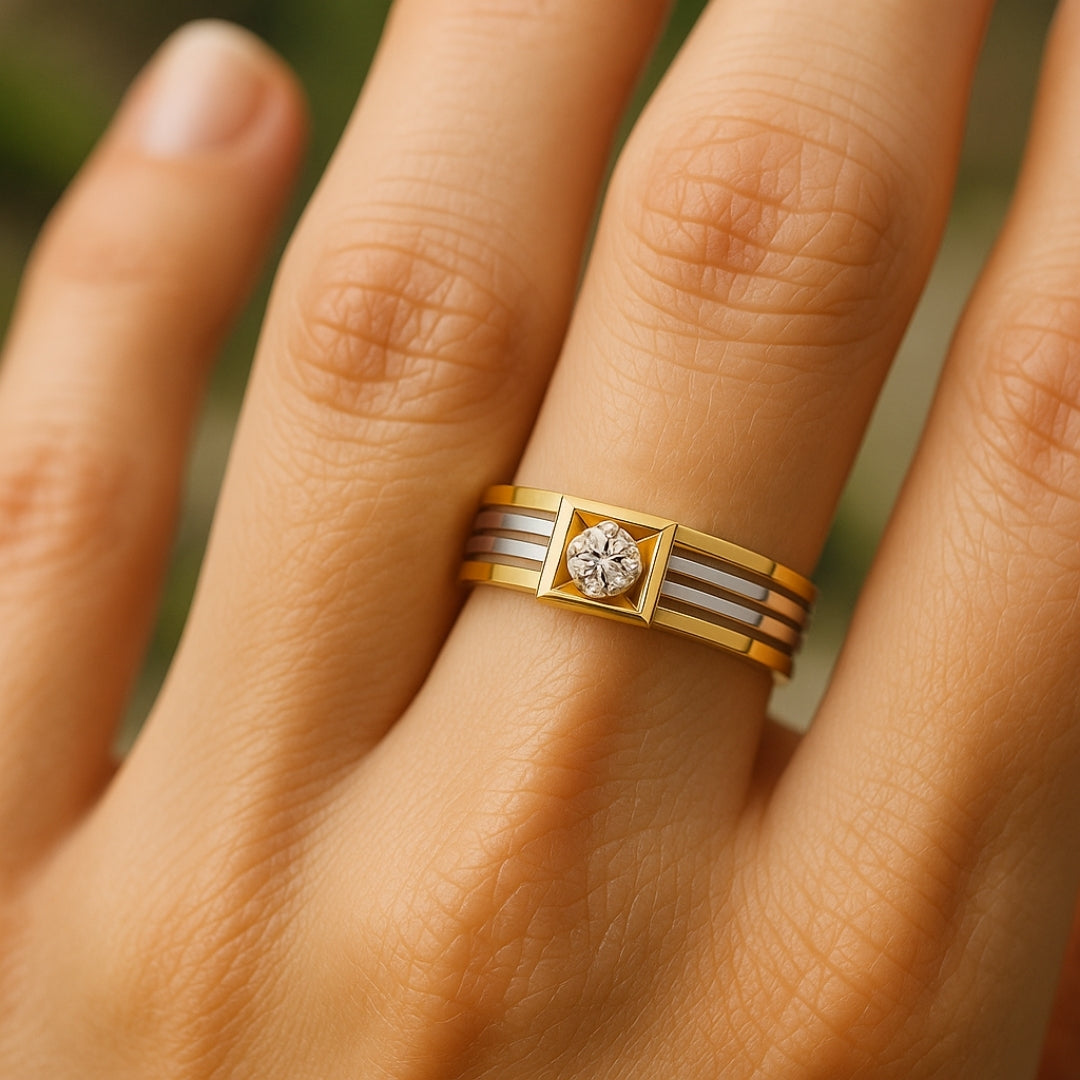 ANILLO VALENTINO COSTA GEOMÉTRICO CON CIRCONITA