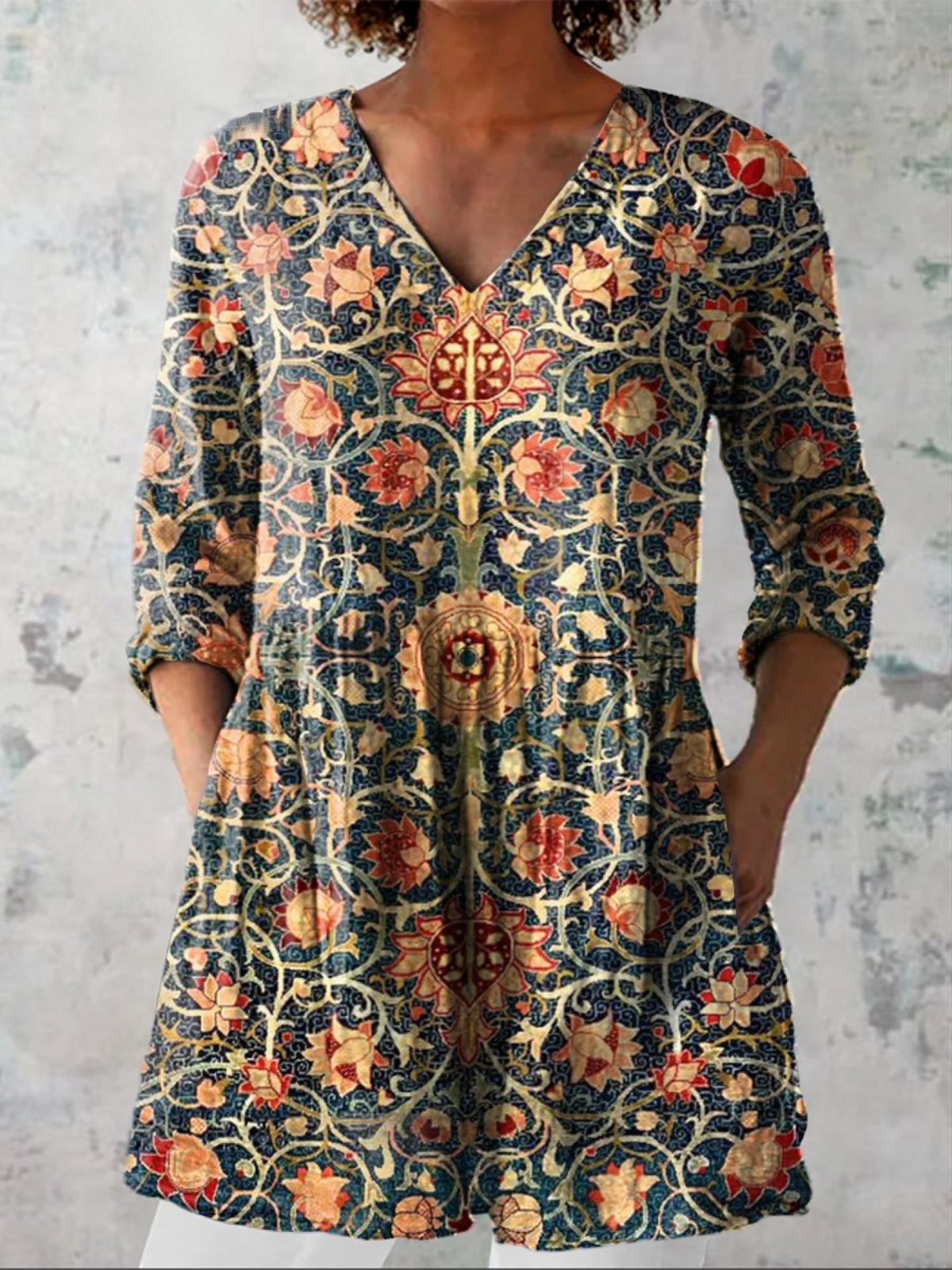 Elara | Camisa Larga con Escote en V