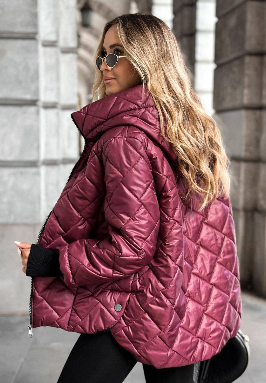 Nadia | Chaqueta cálida con capucha
