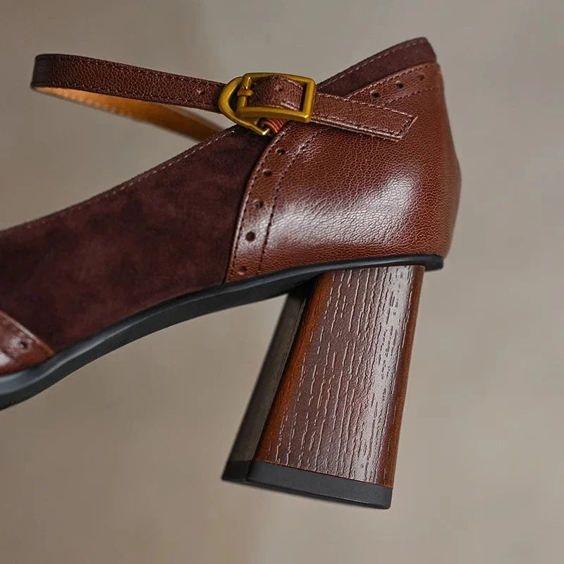 Tacones de Elegancia Terrosa