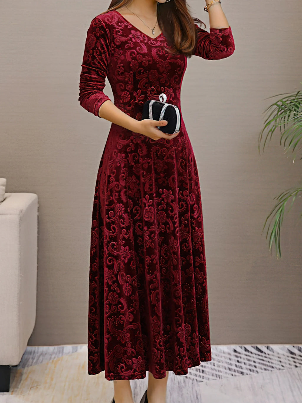 Valeria | Vestido Rojo de terciopelo elegante con mangas largas