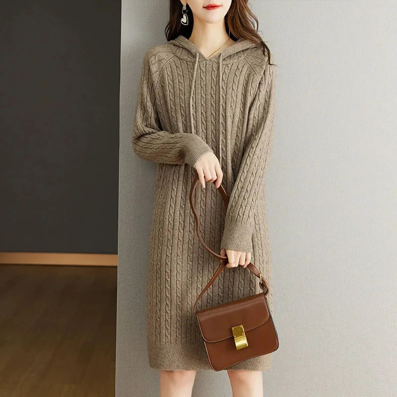 Elena | Vestido Camello de Punto con Capucha Cálido, Cómodo y elegante