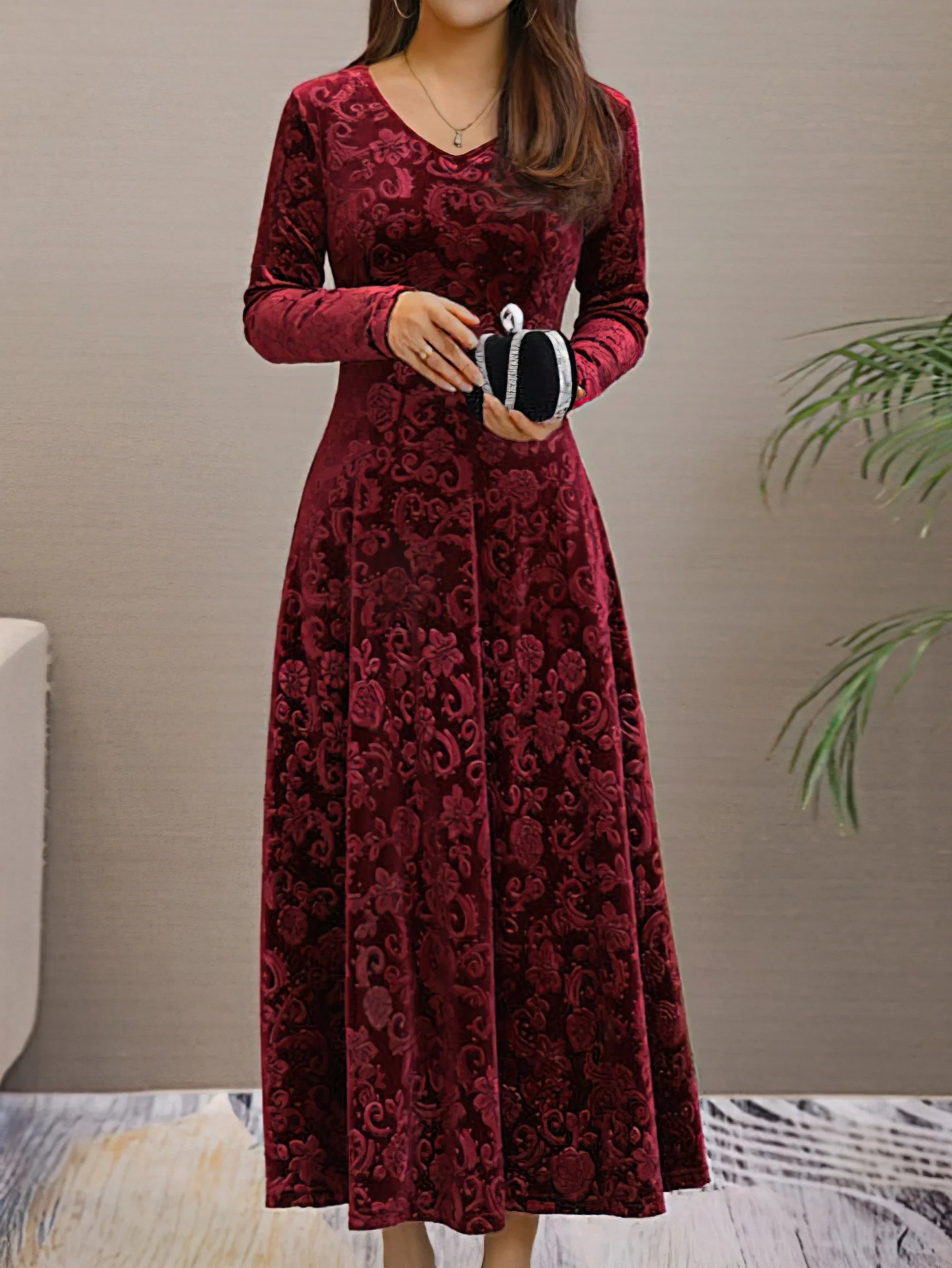 Valeria | Vestido Rojo de terciopelo elegante con mangas largas
