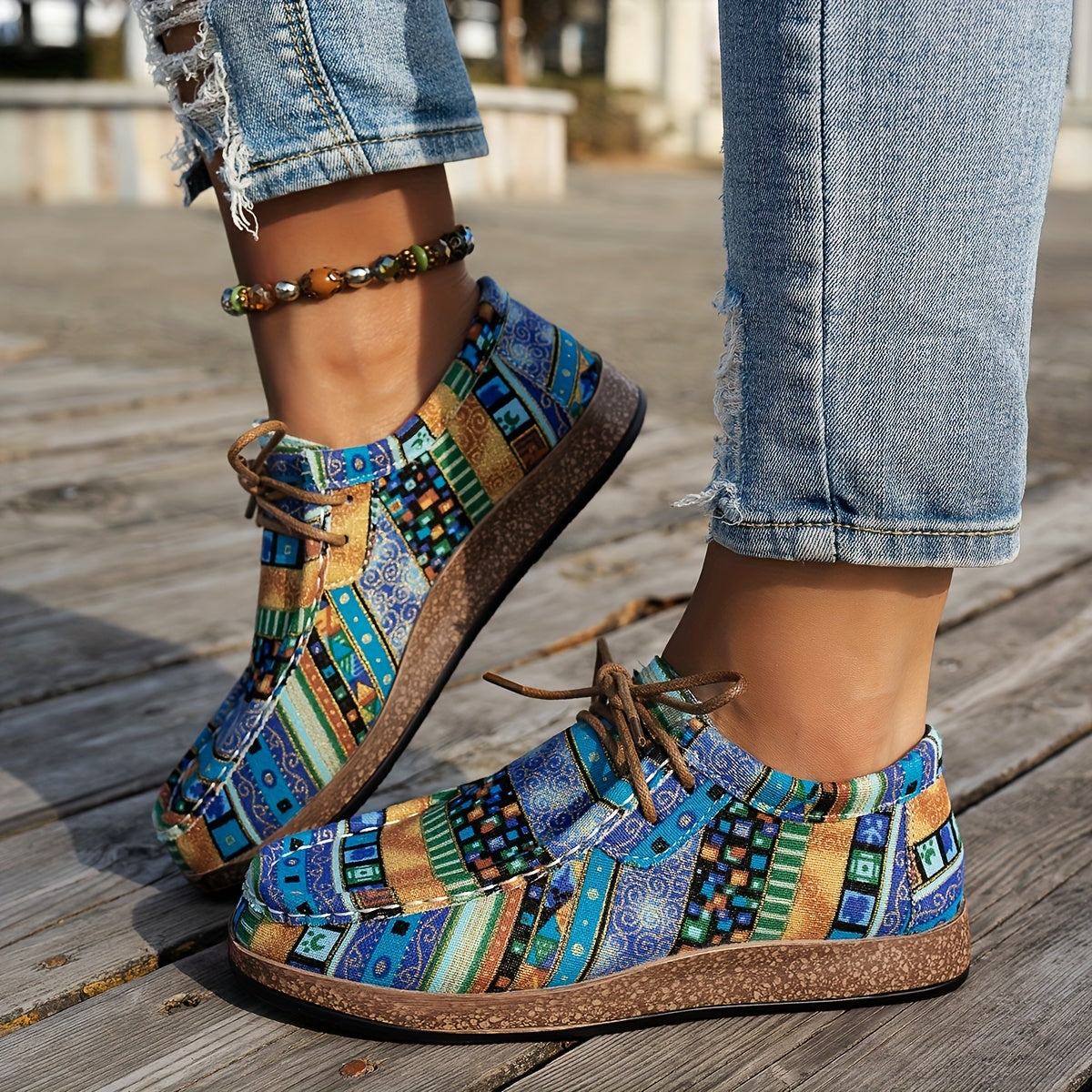 ZAPATILLAS RETRO MULTICOLOR · LIGEREZA Y CONFORT DIARIO