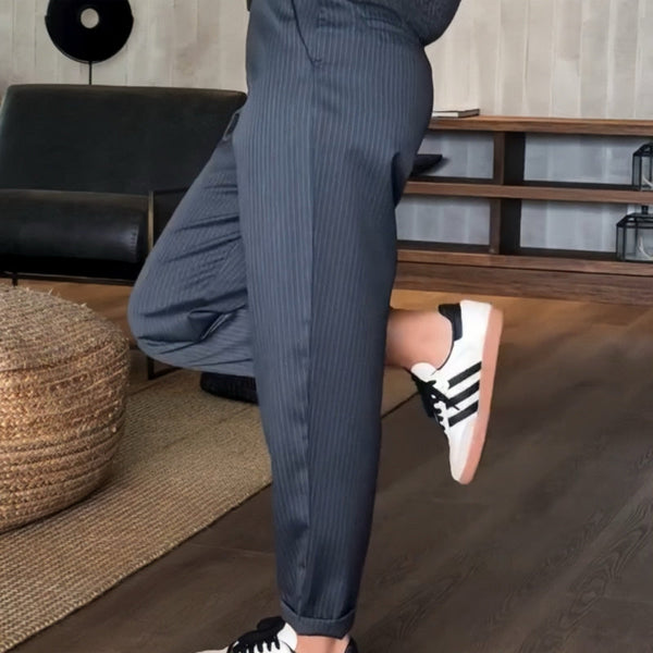 Mathilda | Pantalones de traje a rayas para mujeres